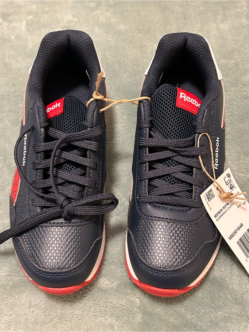Reebok Boys Navy Sneakers with Red Accents Size 13 NWT